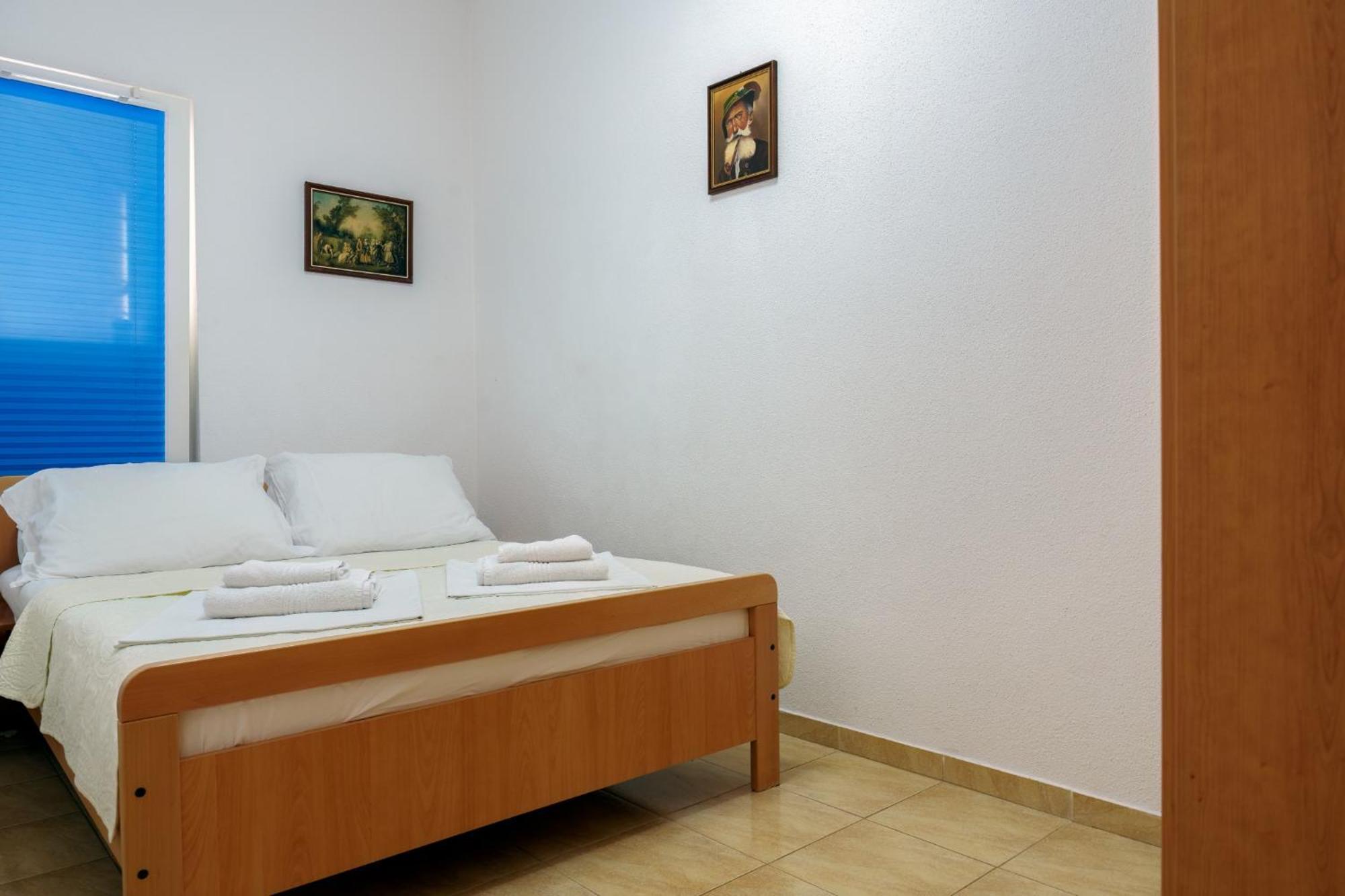 Studios Ruza Baška Voda Esterno foto