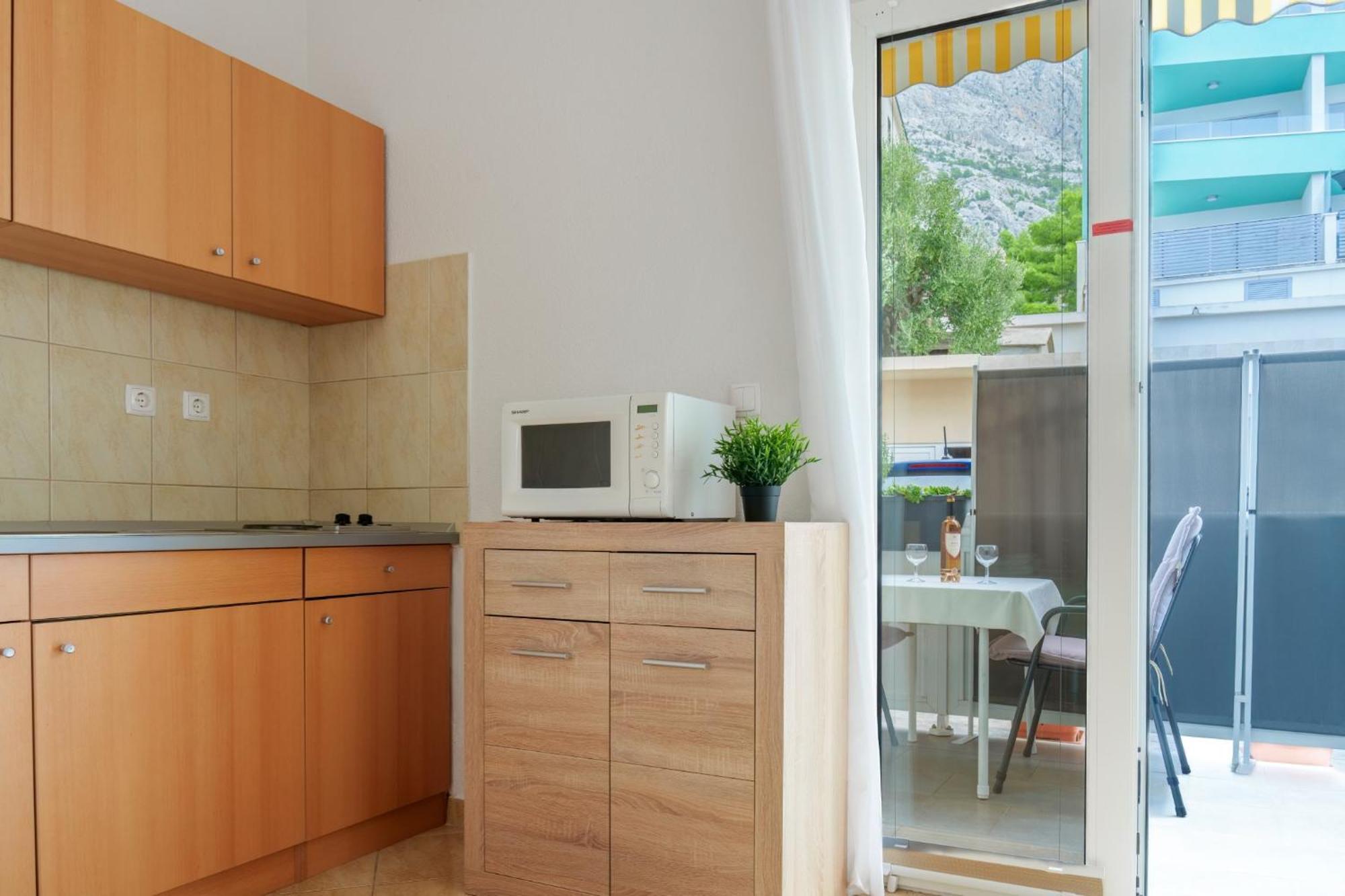 Studios Ruza Baška Voda Esterno foto