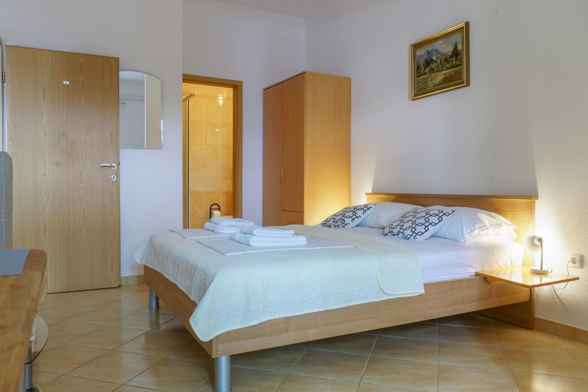 Studios Ruza Baška Voda Esterno foto