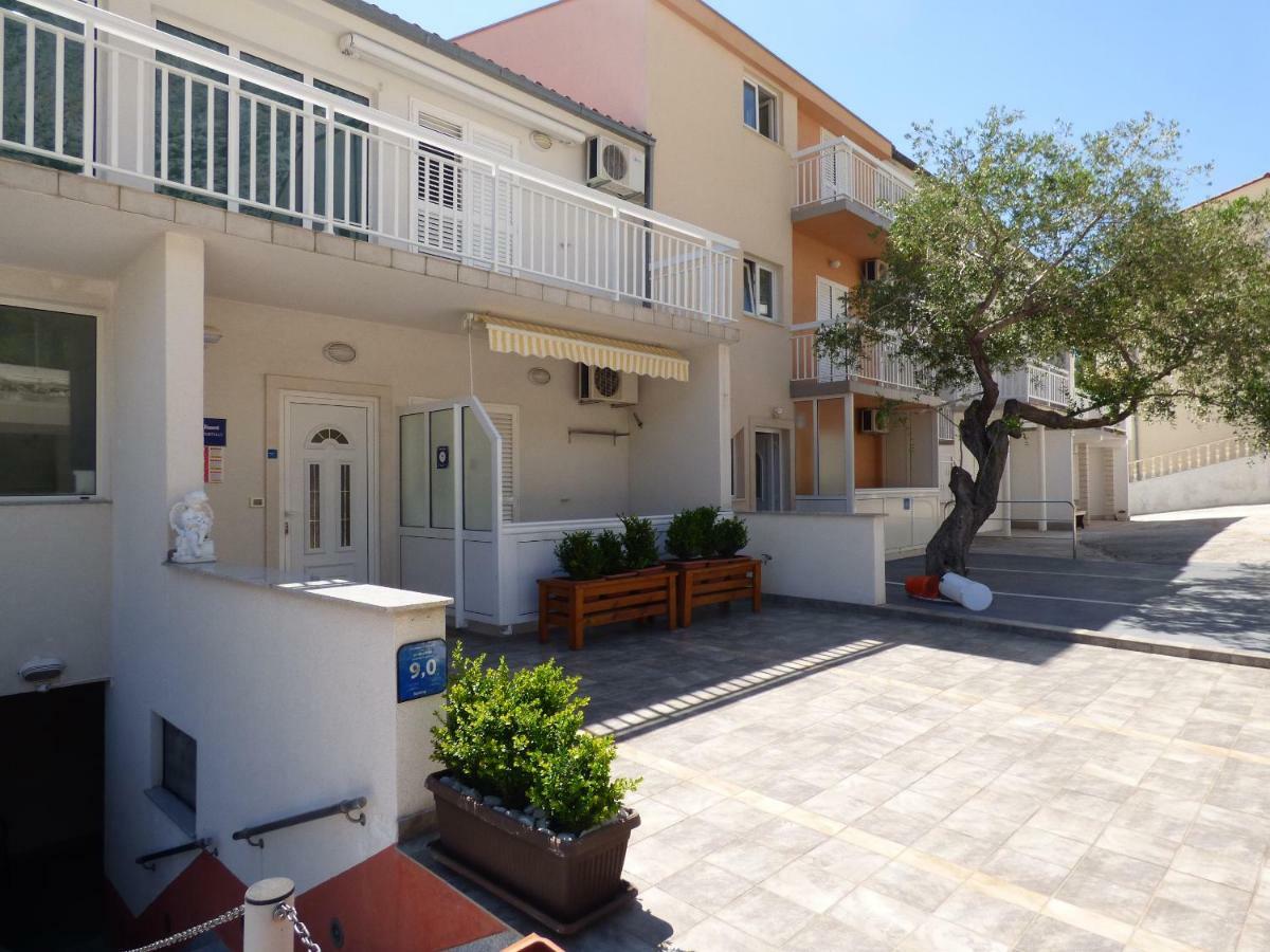 Studios Ruza Baška Voda Esterno foto